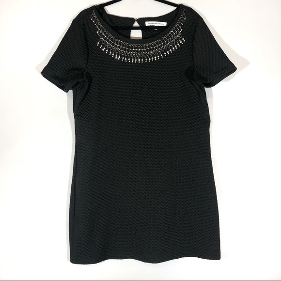 cupcakes & cashmere Dresses & Skirts - Cupcakes and Cashmere Embellished Black Dress